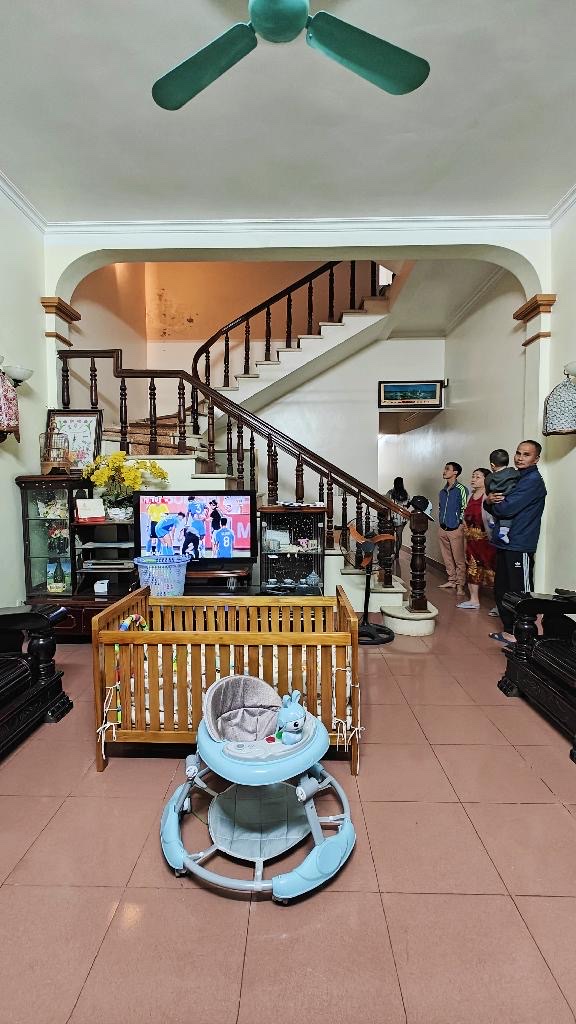 Bán nhà đất Hoàng Mai